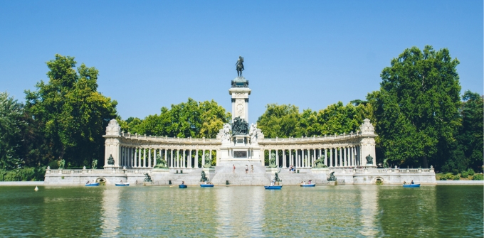 Madrid, the Retiro Park monument